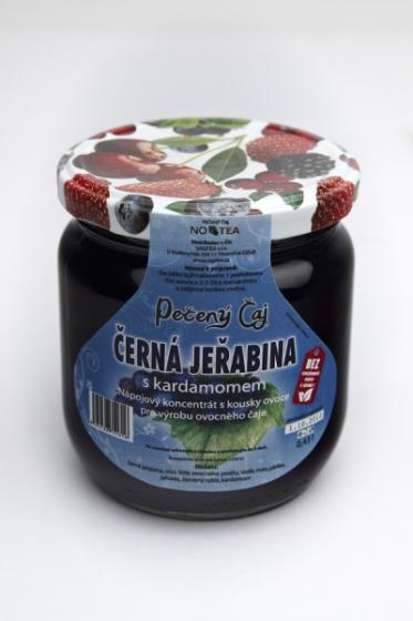 Černá jeřabina s kardamomem - pečený ovocný čaj bez alkoholu